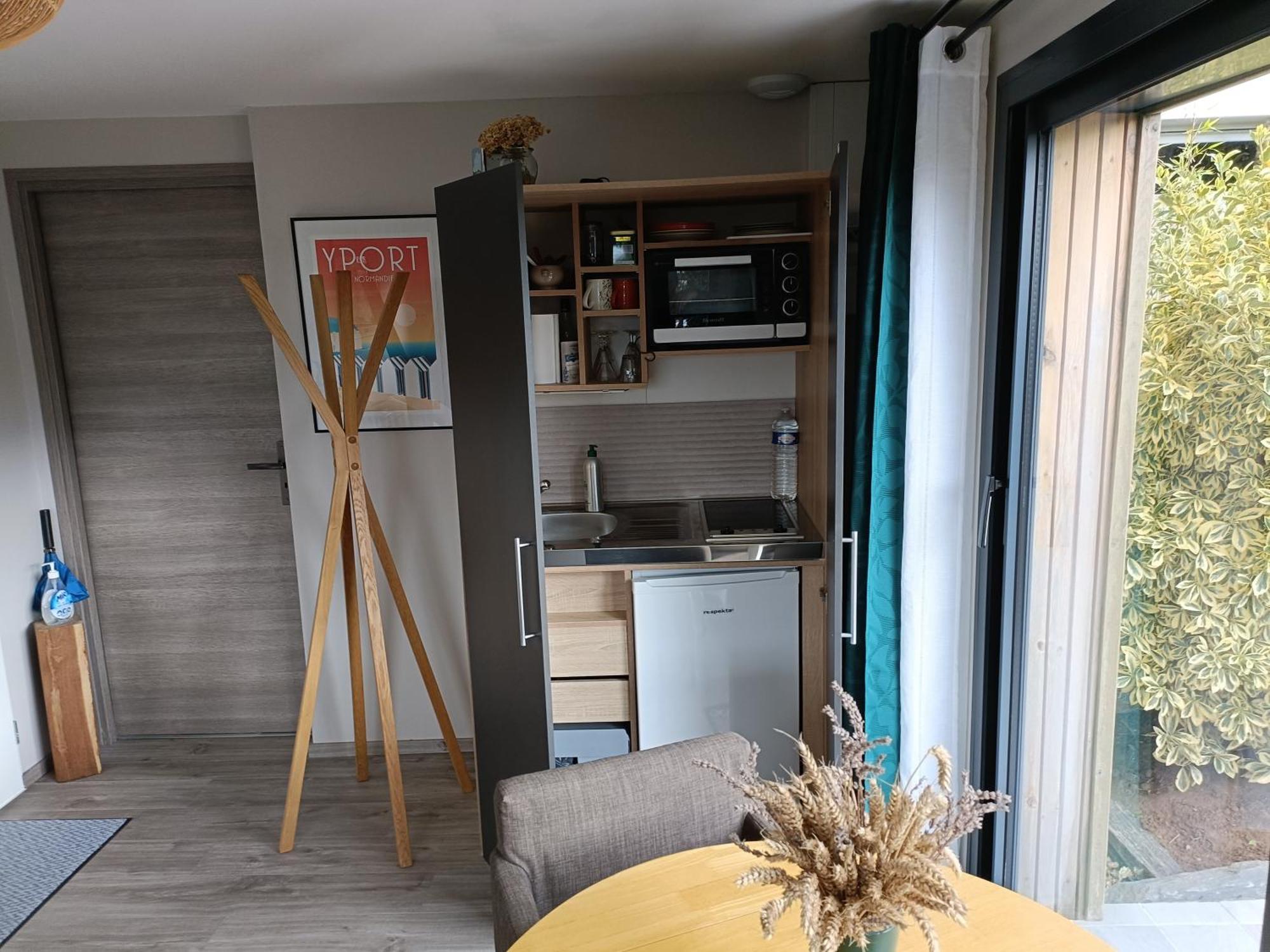 Le Cottage De L'Albatre Gite 2 Pers Jardin Parking A Vattetot Sur Mer Exterior photo